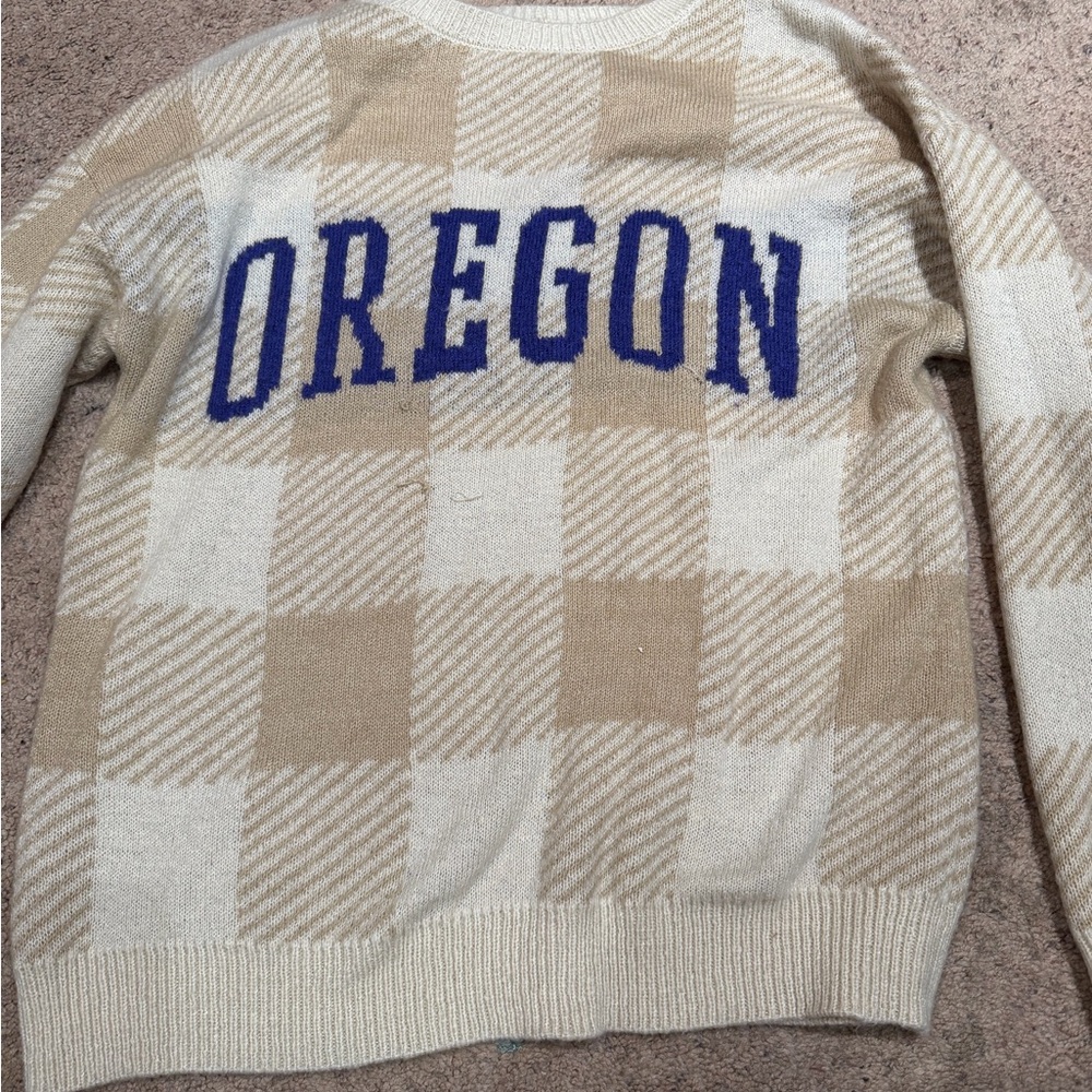 Beige and Blue Oregon Checkered Pattern Crewneck Sweater